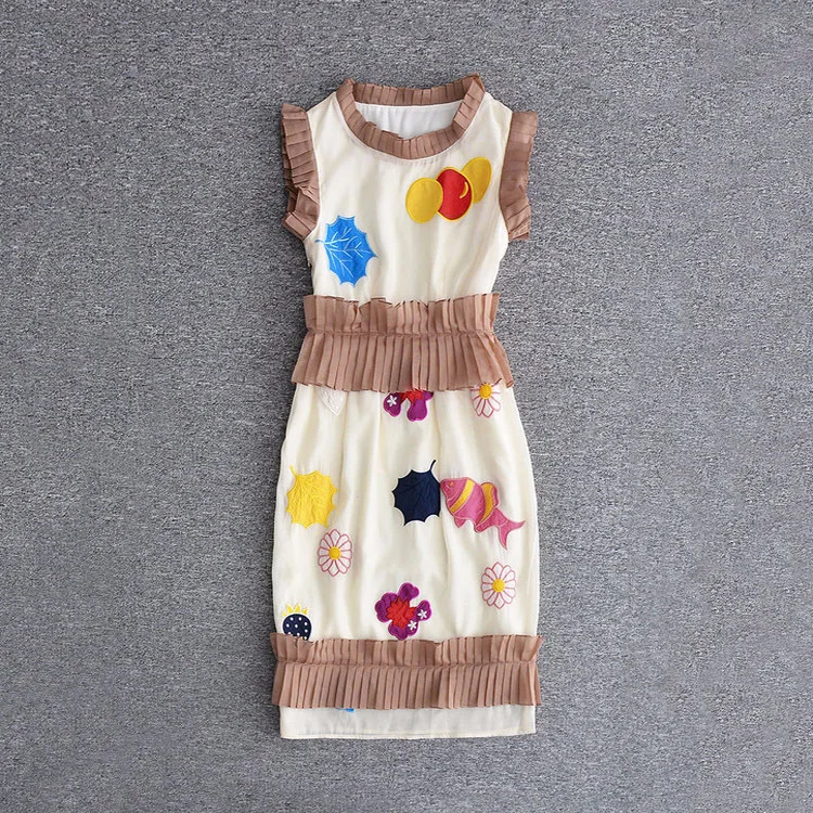 BH03830 High quality New Fashion Women 2019 spring Dress Luxury Brand European Design party style dress
BH03830 High quality New Fashion Women 2019 spring Dress Luxury Brand European Design party style dress