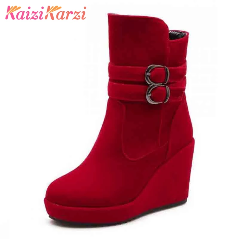 KaiziKarzi Ladies Wedge Winter Ankle Boots Buckle Warm Round Toe Snow Boots Women Botas Brand Footwear Shoes P20690 size 34-39
KaiziKarzi Ladies Wedge Winter Ankle Boots Buckle Warm Round Toe Snow Boots Women Botas Brand Footwear Shoes P20690 size 34-39