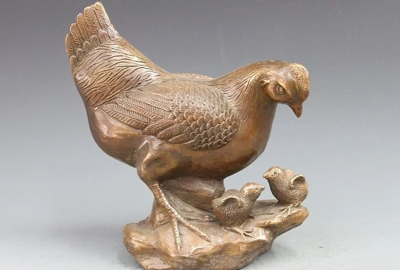 Chinese Copper Bronze Carved Feng shui Zodiac Animal chicken rooster Statue a 0518
Chinese Copper Bronze Carved Feng shui Zodiac Animal chicken rooster Statue a 0518