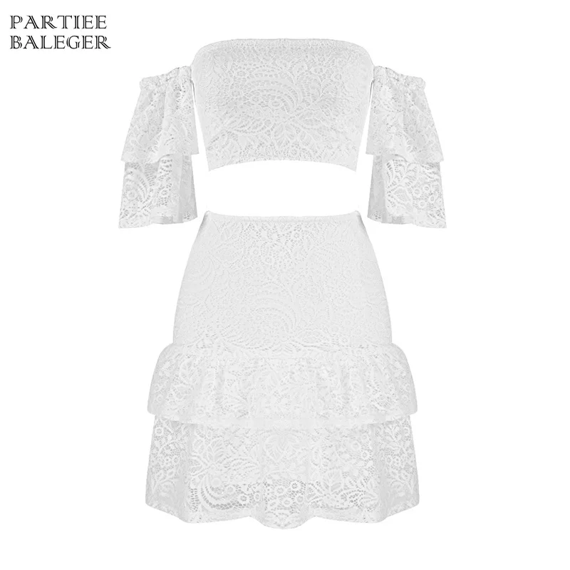2019 Summer Hot New Trendy Lace Patchwork Two Pieces Sets Sexy Off The Shoulder Short Sleeves Celebrity Party Bandage Skirt Suit
2019 Summer Hot New Trendy Lace Patchwork Two Pieces Sets Sexy Off The Shoulder Short Sleeves Celebrity Party Bandage Skirt Suit