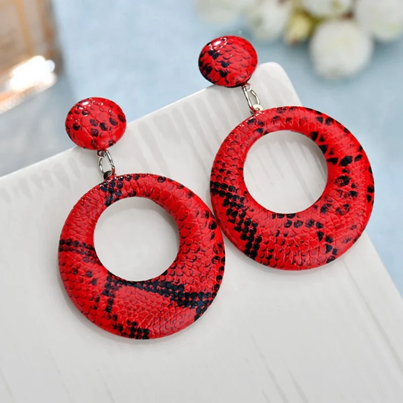 New Fashion Geometric Drop Earrings For Women Punk Vintage Big Statement Earrings Snake Skin Party Jewelry Oorbellen
New Fashion Geometric Drop Earrings For Women Punk Vintage Big Statement Earrings Snake Skin Party Jewelry Oorbellen