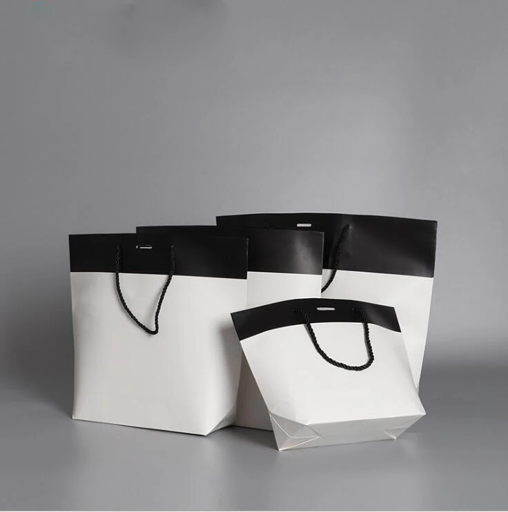 Cardboard Tote Bag Kraft Paper Garment Bag Customized Advertising Gifts Green Shopping Bags White Card Paper Bags Customized
Cardboard Tote Bag Kraft Paper Garment Bag Customized Advertising Gifts Green Shopping Bags White Card Paper Bags Customized