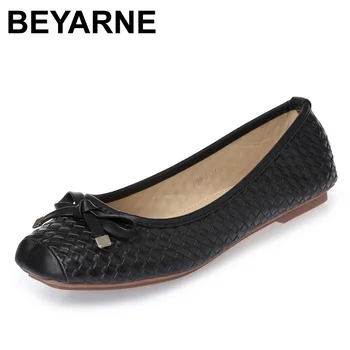 BEYARNE Free Shipping New Fashion Designer Women's Genuine Leather Bow Soft Bottom Flat Shoes For Women Black Big Size EUR 35-41
BEYARNE Free Shipping New Fashion Designer Women's Genuine Leather Bow Soft Bottom Flat Shoes For Women Black Big Size EUR 35-41