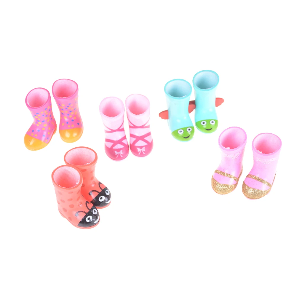 Cartoon Hand Paint Fashion Doll Shoes Raining Boots fit for American doll shoes Lover Girls Kids Gift
Cartoon Hand Paint Fashion Doll Shoes Raining Boots fit for American doll shoes Lover Girls Kids Gift