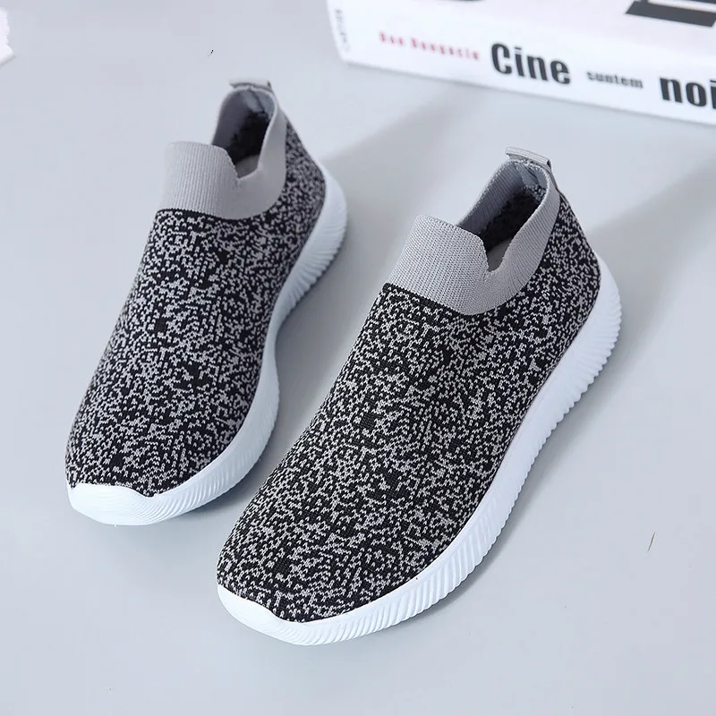 2019 Fashion Casual Vulcanize Shoes Woman Stretch Fabric Slip On Flats Shoes Sneakers Women Walking Footwear Tenis Feminino
2019 Fashion Casual Vulcanize Shoes Woman Stretch Fabric Slip On Flats Shoes Sneakers Women Walking Footwear Tenis Feminino