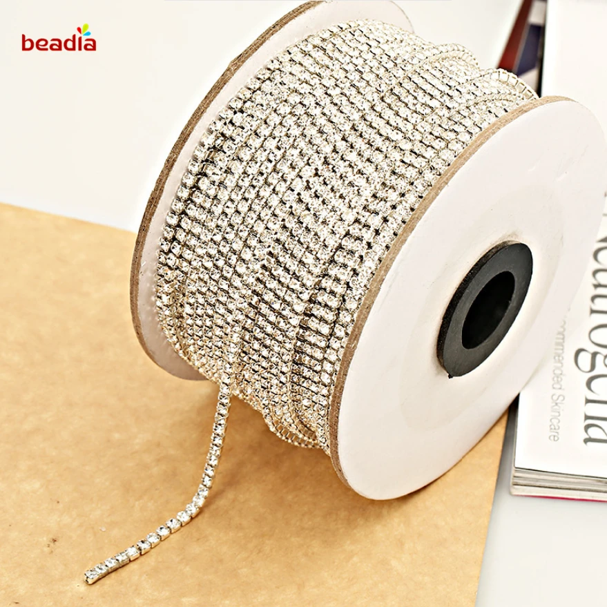 High Density Hot Sale 2/2.5/2.8/3mm Flatback White Rhinestone Chain For Decor Craft Sewing Clothes Accessories
High Density Hot Sale 2/2.5/2.8/3mm Flatback White Rhinestone Chain For Decor Craft Sewing Clothes Accessories