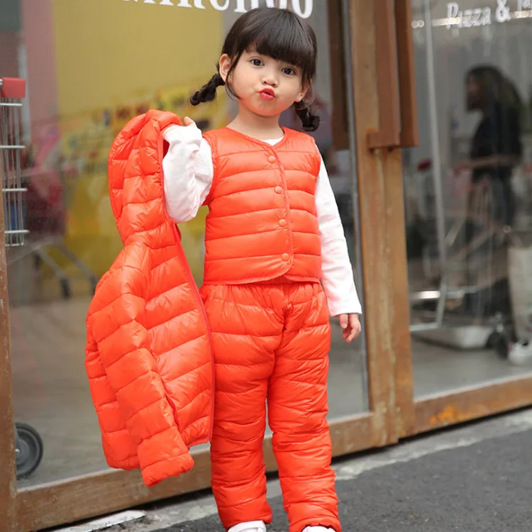 Winter Children Clothing Set Kids Duck Down Ski Suit 3pcs Baby Girls Down Jackets+Vest+Pants Snowsuits Baby Boys Warm Snowsuit
Winter Children Clothing Set Kids Duck Down Ski Suit 3pcs Baby Girls Down Jackets+Vest+Pants Snowsuits Baby Boys Warm Snowsuit