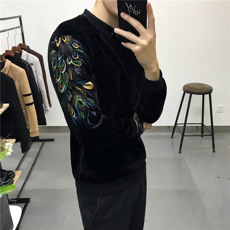 Luxury Velvet Hoodie Peacock Embroidery Men Sweatshirt Soft Handfeel Velours Fancy Casual Slim Fit Men Sweatshirt Club Party
Luxury Velvet Hoodie Peacock Embroidery Men Sweatshirt Soft Handfeel Velours Fancy Casual Slim Fit Men Sweatshirt Club Party