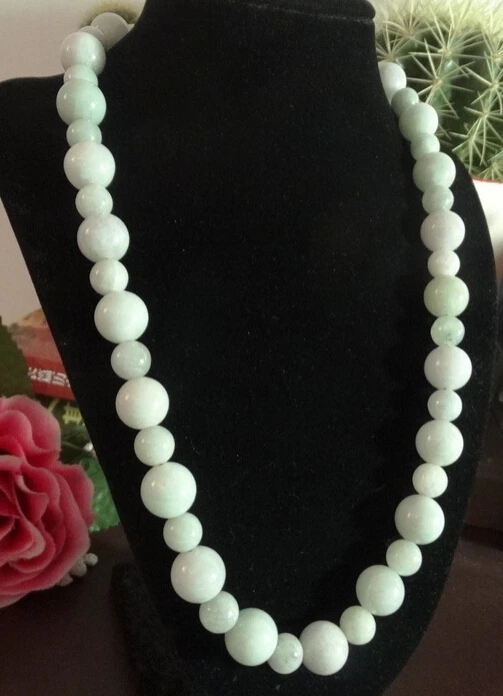 0001425 Light Green White Natural big and small beads A Jade Jadeite Necklace 
0001425 Light Green White Natural big and small beads A Jade Jadeite Necklace
