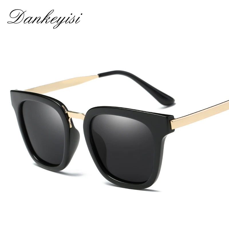 DANKEYISI Fashion Polarized Sunglasses Women Brand Designer Women Sunglasses Luxury Vintage Sunglasses UV400 Sun Glasses Retro
DANKEYISI Fashion Polarized Sunglasses Women Brand Designer Women Sunglasses Luxury Vintage Sunglasses UV400 Sun Glasses Retro