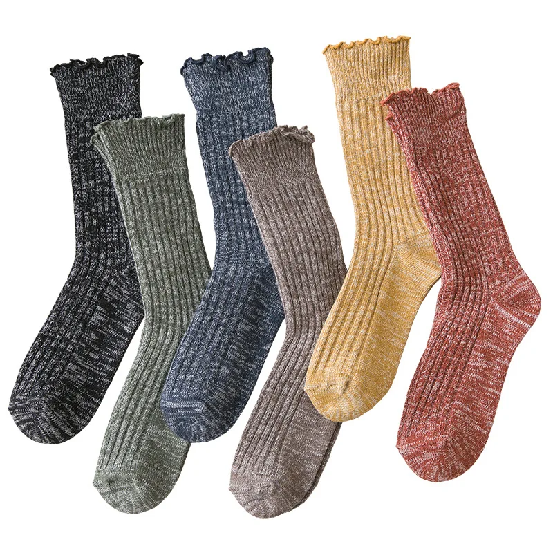 Winter new women's Harajuku retro thick warm thick line high quality fashion cotton color casual socks
Winter new women's Harajuku retro thick warm thick line high quality fashion cotton color casual socks