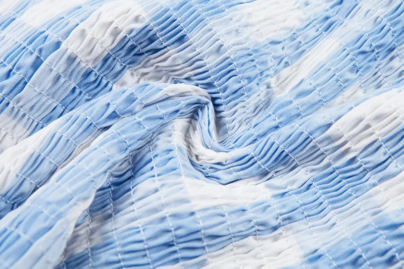 8959073096_1973477789