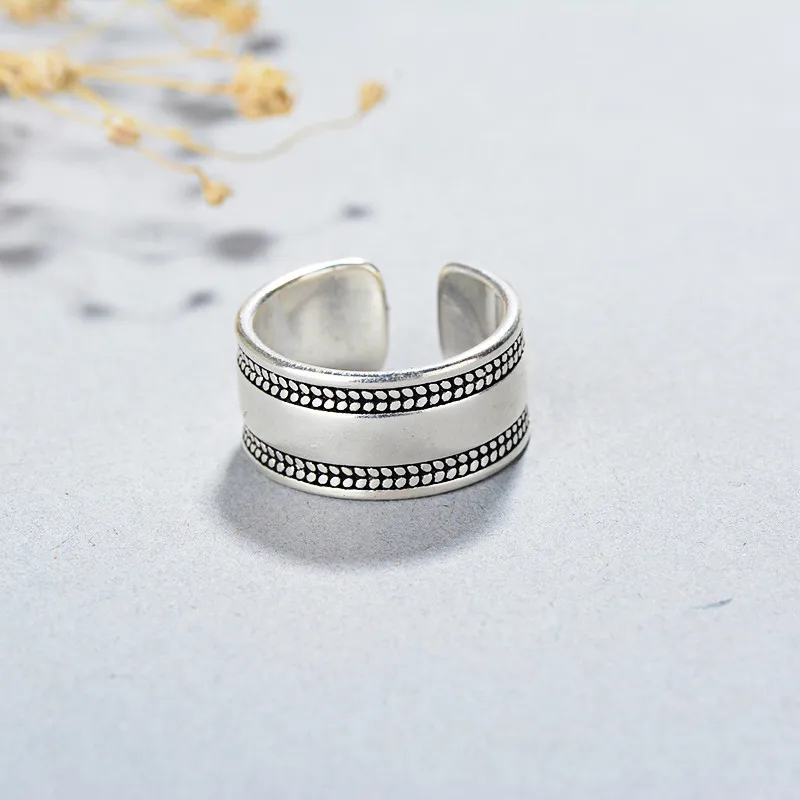 XIYANIKE 925 Sterling Silver Vintage Personality Glossy Open Ring For Couple Wedding Simple Fine Jewelry Accessories Adjustable 
XIYANIKE 925 Sterling Silver Vintage Personality Glossy Open Ring For Couple Wedding Simple Fine Jewelry Accessories Adjustable