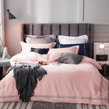 Dreamort 100% cotton Straight line to embroider Simple style 4Pcs Queen King size Bedding Set Bed sheet+Duve+Pillowcase
Dreamort 100% cotton Straight line to embroider Simple style 4Pcs Queen King size Bedding Set Bed sheet+Duve+Pillowcase