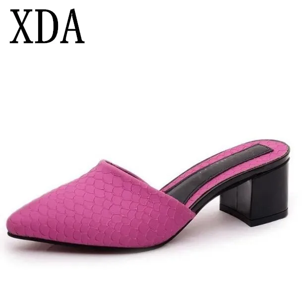 XDA 2019 New fashion Summer High Quality pointed toe metal Ladies shoes mid Heels slipper Women Sandals Ladies Slipper Shoes
XDA 2019 New fashion Summer High Quality pointed toe metal Ladies shoes mid Heels slipper Women Sandals Ladies Slipper Shoes