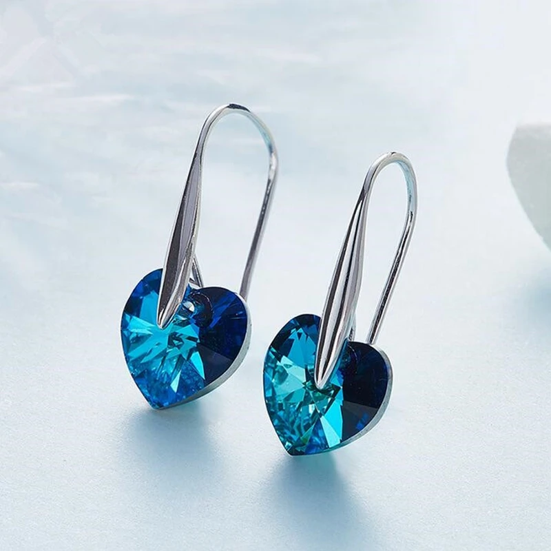 SHDEDE New Euro-American S925 pure silver earrings heart-shaped Girl Student's Classic Bottom Jewelry
SHDEDE New Euro-American S925 pure silver earrings heart-shaped Girl Student's Classic Bottom Jewelry