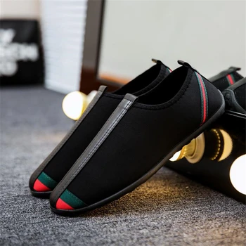 Spring New Men Shoes Lac-up Men Casual Shoes Lightweight Comfortable Breathable Couple Walking Sneakers Feminino Zapatos
Spring New Men Shoes Lac-up Men Casual Shoes Lightweight Comfortable Breathable Couple Walking Sneakers Feminino Zapatos