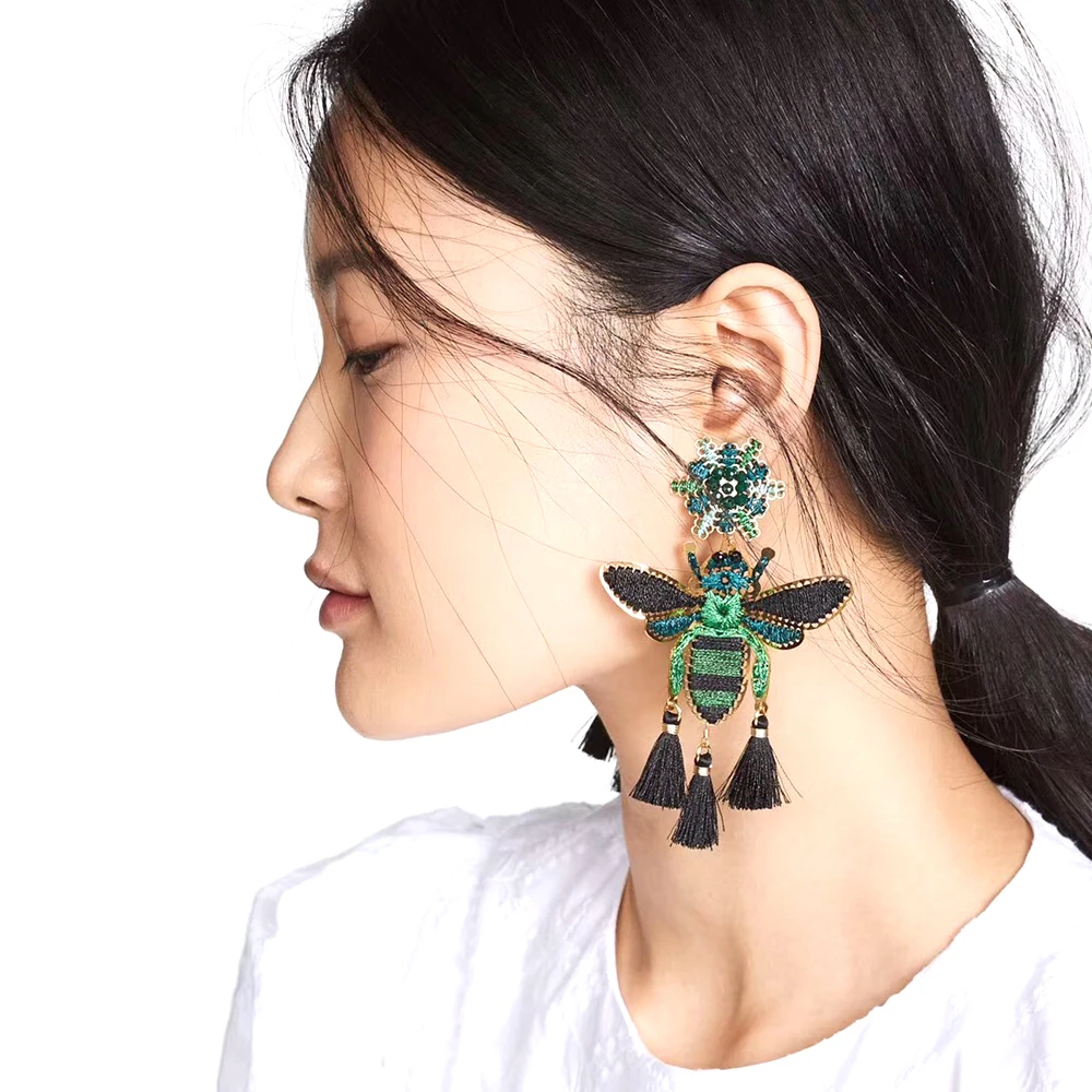 Vodeshanliwen Handwork knit Insect Tassel Earrings 2019 New Bohemia Vintage Dangle Long Earrings For Women wedding Jewelry
Vodeshanliwen Handwork knit Insect Tassel Earrings 2019 New Bohemia Vintage Dangle Long Earrings For Women wedding Jewelry