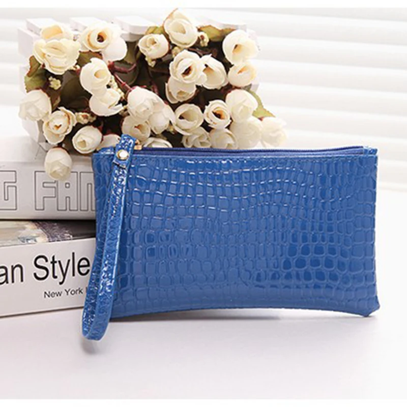 2017 Grain Long zipper PU leather ladies purse women Clemence wallet Embossed 3D grain small change purse female
2017 Grain Long zipper PU leather ladies purse women Clemence wallet Embossed 3D grain small change purse female