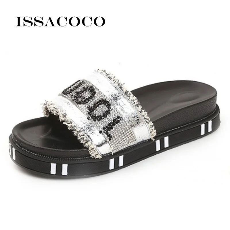 ISSACOCO Women Summer Flat Rubber Crystal Slippers Women Non-slip Indoor Rhinestone Slippers Height Increasing Slippers Pantufa
ISSACOCO Women Summer Flat Rubber Crystal Slippers Women Non-slip Indoor Rhinestone Slippers Height Increasing Slippers Pantufa