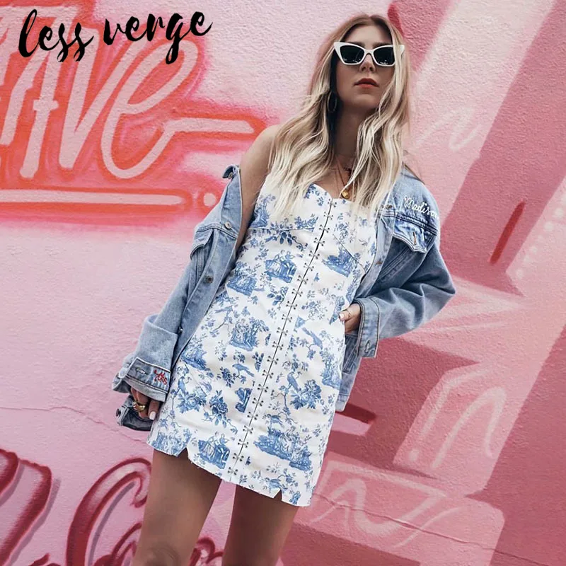 lessverge Blue white floral print chinese dress Spaghetti strap hook buttons sexy mini dresses Elegant short party dress bodycon
lessverge Blue white floral print chinese dress Spaghetti strap hook buttons sexy mini dresses Elegant short party dress bodycon