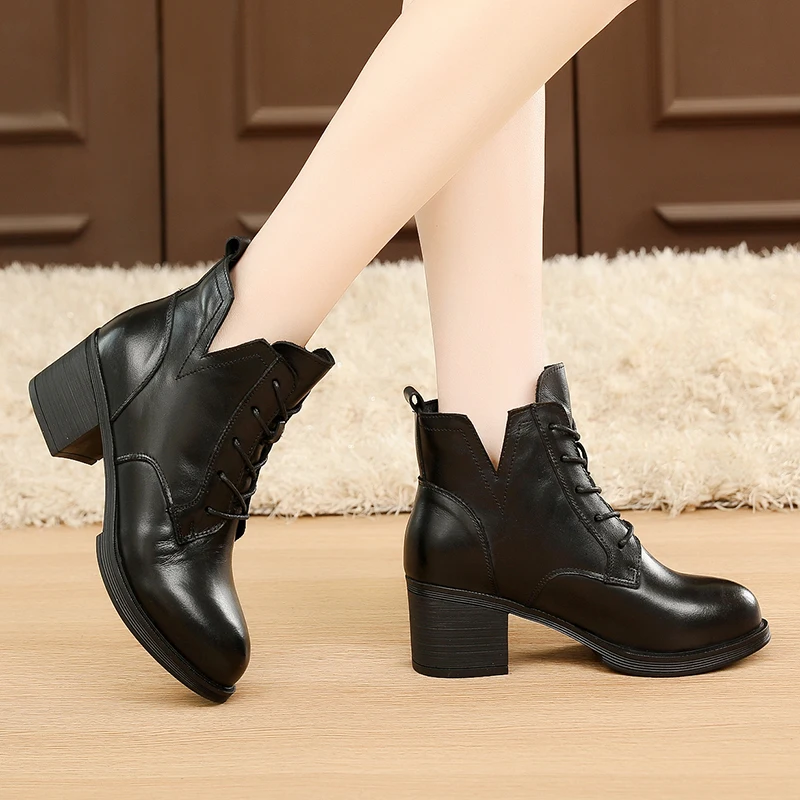 AARDIMI Classic Women High Heeled Ankle Boots Classic Solid Genuine Leather Thick Heel Women Boots Solid Winter Ladies Shoes
AARDIMI Classic Women High Heeled Ankle Boots Classic Solid Genuine Leather Thick Heel Women Boots Solid Winter Ladies Shoes