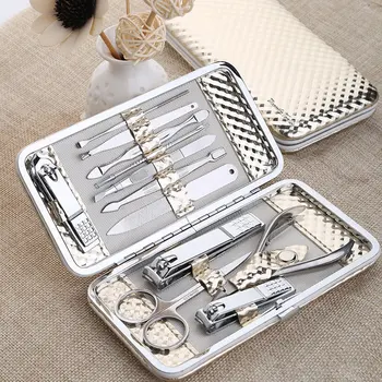 12 PCS/set Gold Nail Art Manicure Set Nails Clipper Kit Pedicure Scissors Tweezer Knife Manicure Sets Tools For Nail Manicure
12 PCS/set Gold Nail Art Manicure Set Nails Clipper Kit Pedicure Scissors Tweezer Knife Manicure Sets Tools For Nail Manicure