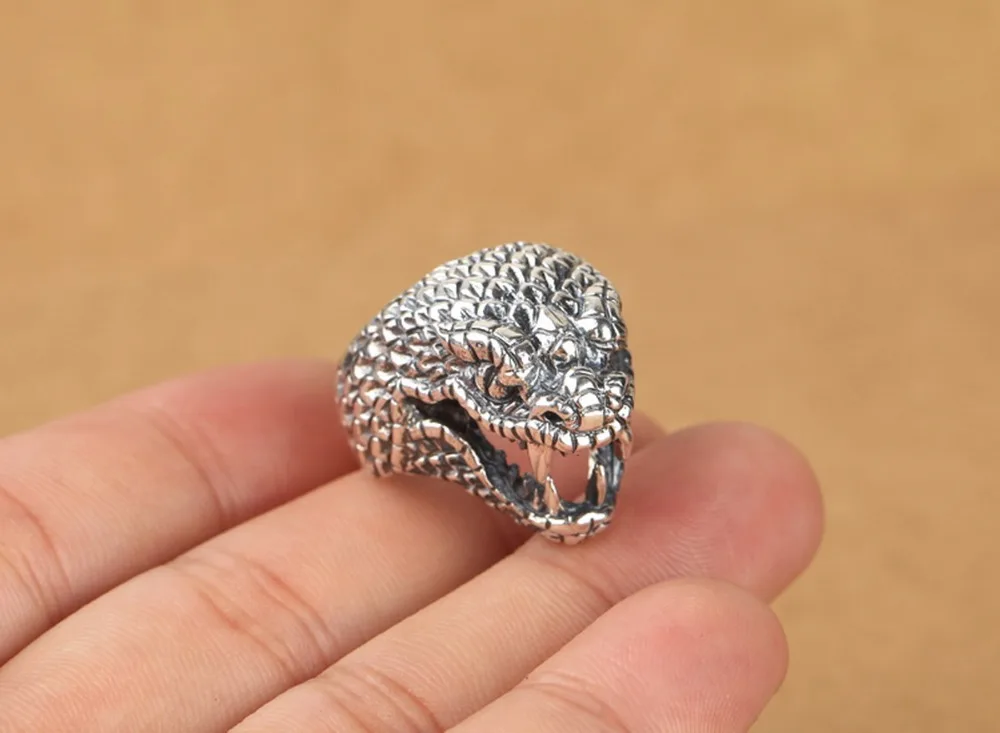S925 pure silver ornaments to restore ancient ways the serpent demon domineering ring ring men do old fashion accessories J116
S925 pure silver ornaments to restore ancient ways the serpent demon domineering ring ring men do old fashion accessories J116