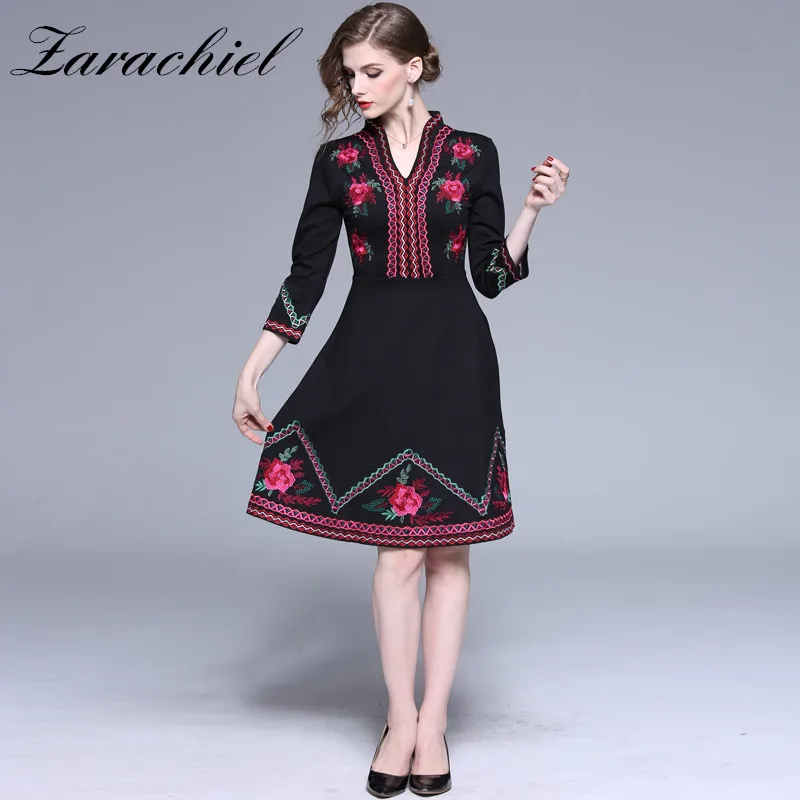 Women Spring Autumn Luxury Floral Embroidery A-line Dress Female Ethnic Style Elegant Casual V-neck Retro Party Dress Robe Femme
Women Spring Autumn Luxury Floral Embroidery A-line Dress Female Ethnic Style Elegant Casual V-neck Retro Party Dress Robe Femme