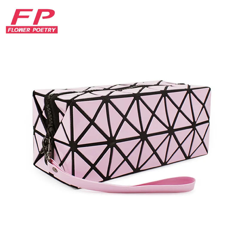 New Geometric Zipper Cosmetic Bag Women Laser Flash Diamond Makeup Bag Travel Ladies Cosmetics Organizer Make Up Bag neceser
New Geometric Zipper Cosmetic Bag Women Laser Flash Diamond Makeup Bag Travel Ladies Cosmetics Organizer Make Up Bag neceser