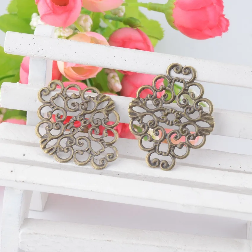 Free shipping-50Pcs Antique Bronze Flower Wraps Connectors Metal Crafts Decoration DIY Findings Connectors 37x30mm
Free shipping-50Pcs Antique Bronze Flower Wraps Connectors Metal Crafts Decoration DIY Findings Connectors 37x30mm
