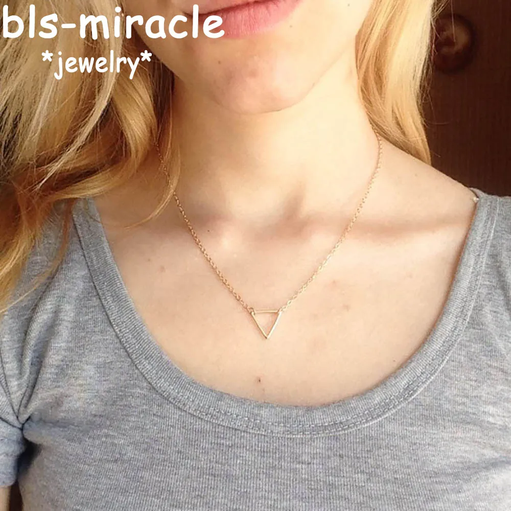 Bls-miracle Vintage Triangle Pendant Necklaces For Women Simple Gold Sliver Color Chains Necklace Statement Party Gifts N080
Bls-miracle Vintage Triangle Pendant Necklaces For Women Simple Gold Sliver Color Chains Necklace Statement Party Gifts N080