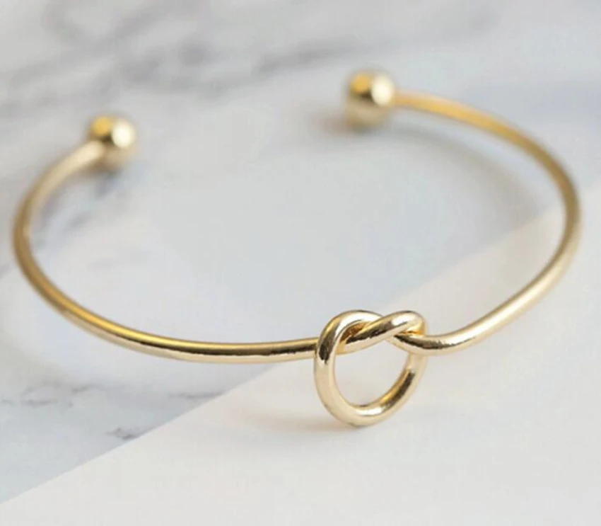 New 2019 Fashion Men Women Stainless Steel Screw Nail Love Knot Bracelet Bangle Wristband Gifts Jewelry Accessories Charm
New 2019 Fashion Men Women Stainless Steel Screw Nail Love Knot Bracelet Bangle Wristband Gifts Jewelry Accessories Charm