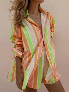 Fashion 2019 Rainbow Striped Shirt Shorts Set Women's Suits Summer Two Piece Set Long Sleeve Single Breasted Shirt Outfits
Fashion 2019 Rainbow Striped Shirt Shorts Set Women's Suits Summer Two Piece Set Long Sleeve Single Breasted Shirt Outfits