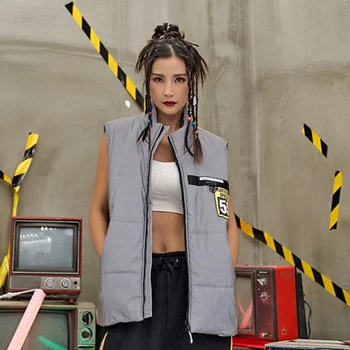 Women's Vest Gray Reflective Printed Casual Winter Vests for Women Sleeveless Jacket Mandarin Collar Harajuku Female Vest light
Women's Vest Gray Reflective Printed Casual Winter Vests for Women Sleeveless Jacket Mandarin Collar Harajuku Female Vest light