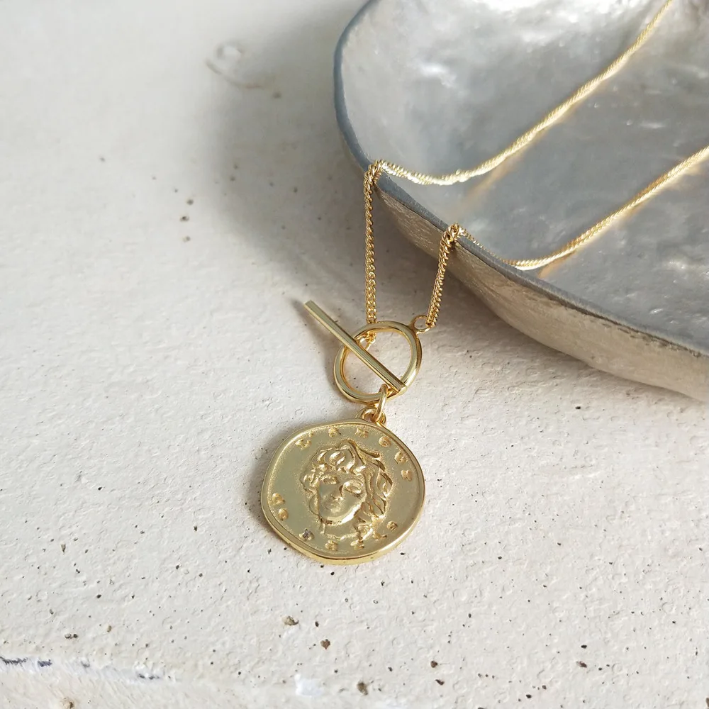 Fashion 925 Sterling Silver Figure Women Portrait Round Coin Necklace For Female Gold Color Jewellery Charms Joyas De Plata 925
Fashion 925 Sterling Silver Figure Women Portrait Round Coin Necklace For Female Gold Color Jewellery Charms Joyas De Plata 925