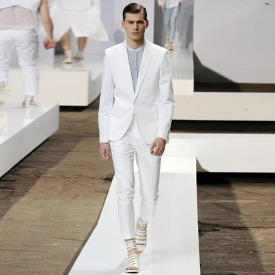 New Spring Summer White Suits Custom Male Groom Groomsman Dress Slim Korean Fashion Suit Terno Masculino 2 Pieces(Jacket+Pant)
New Spring Summer White Suits Custom Male Groom Groomsman Dress Slim Korean Fashion Suit Terno Masculino 2 Pieces(Jacket+Pant)