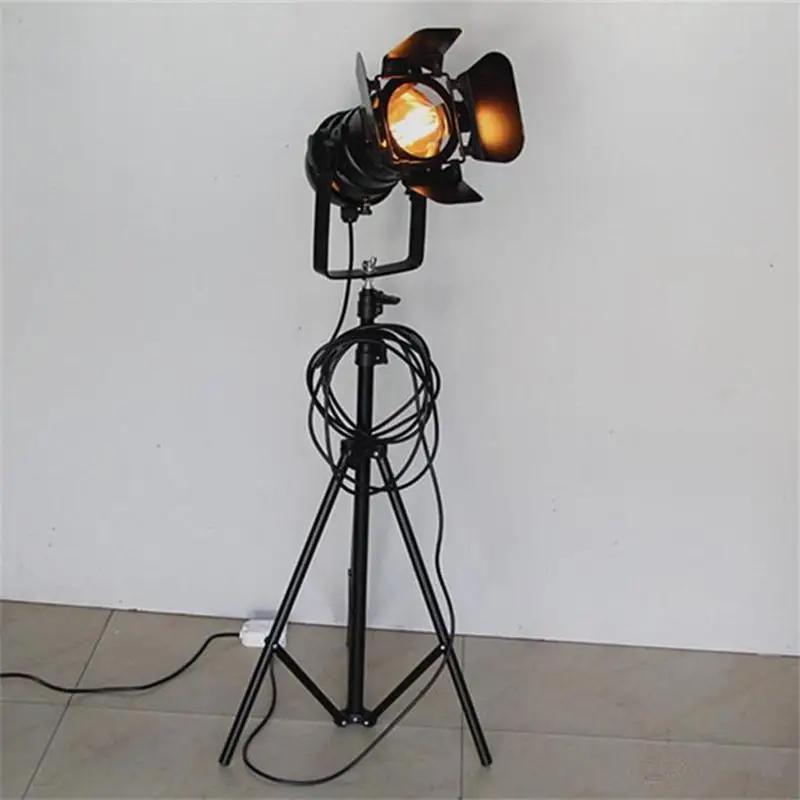 H162CM White/Black Wrought Iron Floor Lamp Modern Living Room Stand Lamps Led Light Office Apartment Bedroom Decoration
H162CM White/Black Wrought Iron Floor Lamp Modern Living Room Stand Lamps Led Light Office Apartment Bedroom Decoration
