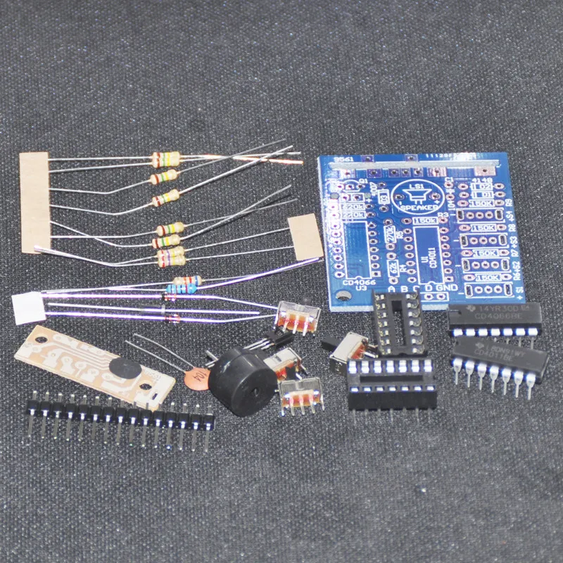 16Kinds of Music DIY Electronic Kit Box Beeper Switch Suite Trousse Sound Simulation Control 16-Tone Accessory Productio DIY KIT
16Kinds of Music DIY Electronic Kit Box Beeper Switch Suite Trousse Sound Simulation Control 16-Tone Accessory Productio DIY KIT