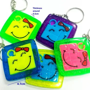 4 piece Smile Slider Puzzle with key chain Sliding Party Favor Vending Gift Pinata Filler Loot Favours Gift Toys Bags Novelty
4 piece Smile Slider Puzzle with key chain Sliding Party Favor Vending Gift Pinata Filler Loot Favours Gift Toys Bags Novelty
