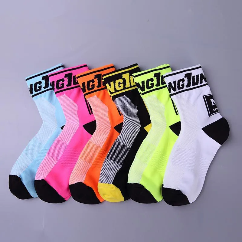 2 pairs summer thin men women camping running socks breathable sweat absorption basketball socks fitness cycling socks sports
2 pairs summer thin men women camping running socks breathable sweat absorption basketball socks fitness cycling socks sports