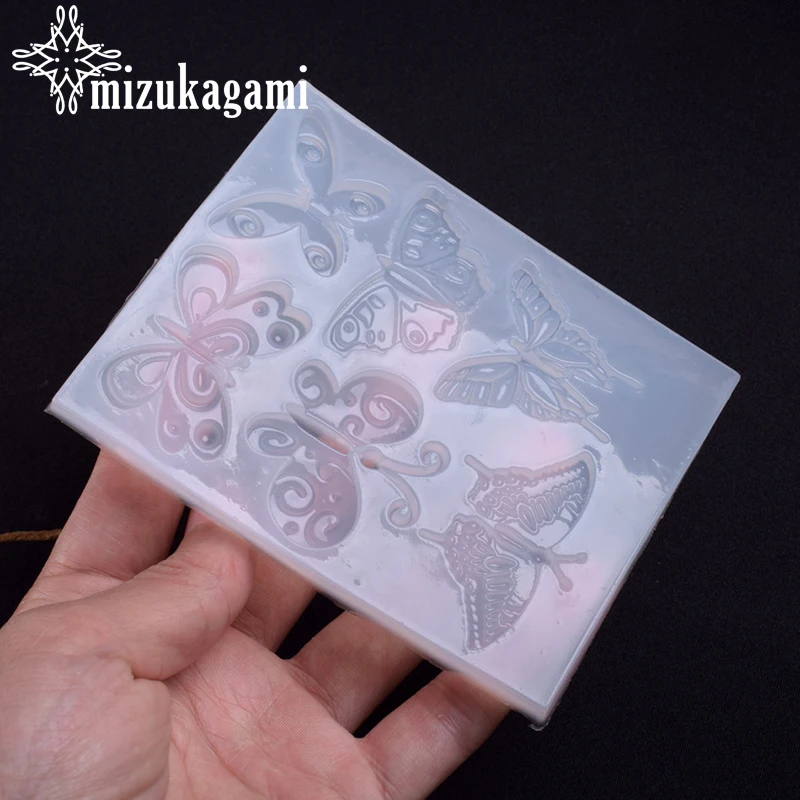 1pcs UV Resin Jewelry Liquid Silicone Mold insect Butterfly Resin Charms Molds For DIY Intersperse Decorate Making Jewelry
1pcs UV Resin Jewelry Liquid Silicone Mold insect Butterfly Resin Charms Molds For DIY Intersperse Decorate Making Jewelry