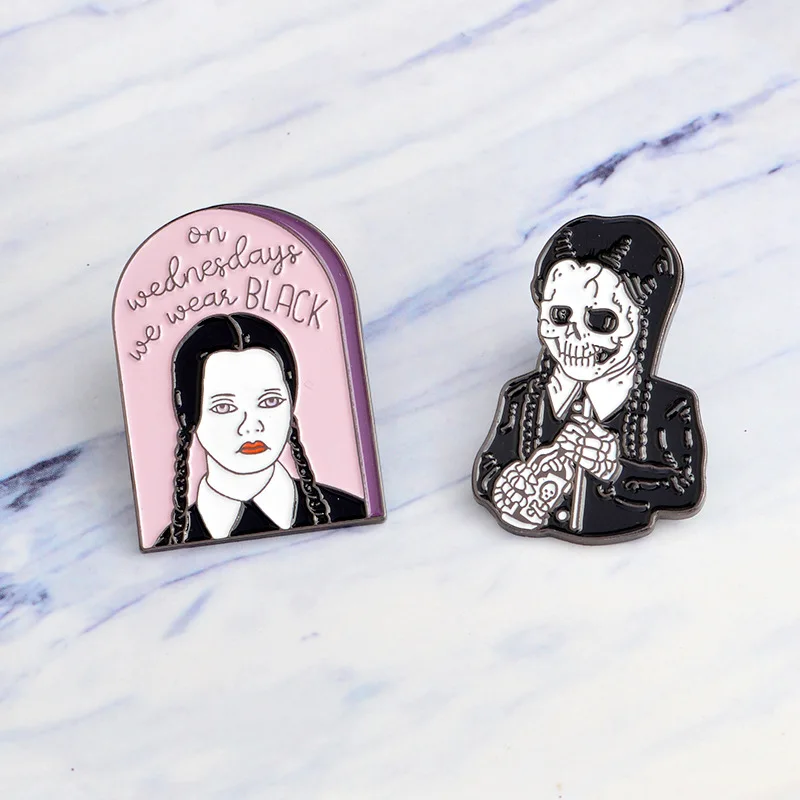 MINGQI The Addams Family On Wednesday we wear BLACK Enamel pin classic dark Badge Gifts Brooches Women Men jewelry accessories
MINGQI The Addams Family On Wednesday we wear BLACK Enamel pin classic dark Badge Gifts Brooches Women Men jewelry accessories