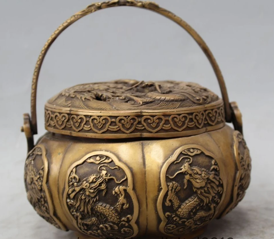 7" Marked Chinese Ming Dynasty Palace Brass Dragon Phoenix Incense Burner Censer
7" Marked Chinese Ming Dynasty Palace Brass Dragon Phoenix Incense Burner Censer
