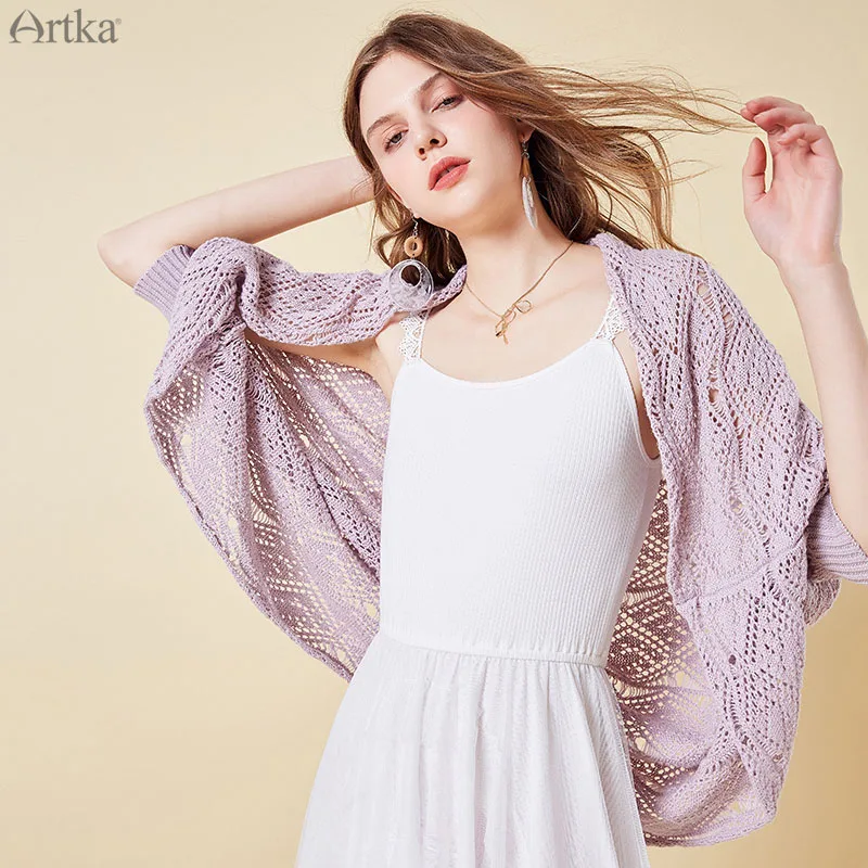 ARTKA 2019 Spring New Women Thin Coat Cotton Solid Color Loose Casual Hollow Knitting Coat Female Clothing WB15091C
ARTKA 2019 Spring New Women Thin Coat Cotton Solid Color Loose Casual Hollow Knitting Coat Female Clothing WB15091C