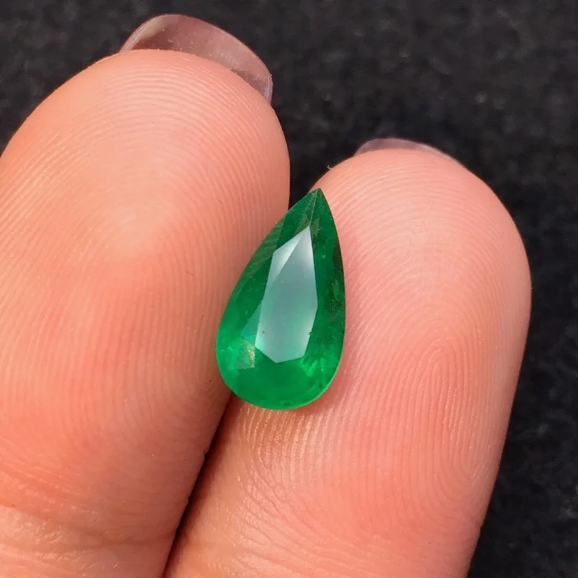 iGitl 1.75ct Gemstone Jewelry Faceted Water Drop Cut Vivid Green Natural Emerald Gemstones Loose Gemstones Loose Stone Gems
iGitl 1.75ct Gemstone Jewelry Faceted Water Drop Cut Vivid Green Natural Emerald Gemstones Loose Gemstones Loose Stone Gems