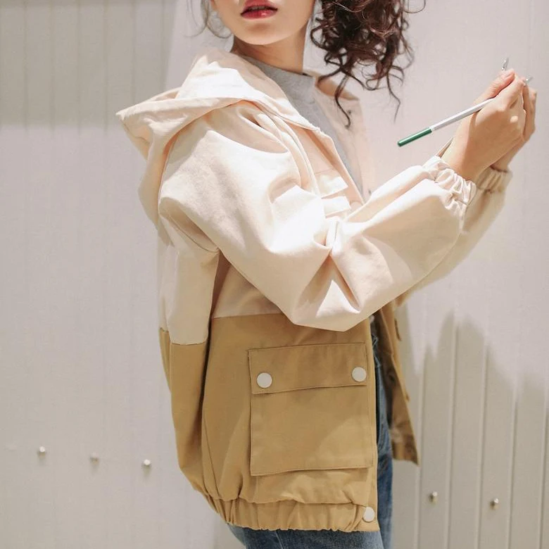 2019 spring and autumn new Korean version of Harajuku wind loose wild color embroidery hooded jacket female
2019 spring and autumn new Korean version of Harajuku wind loose wild color embroidery hooded jacket female