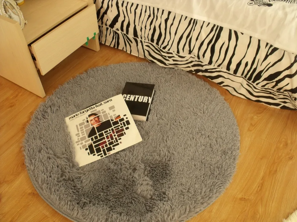 free shipping New arrival 12 colors solid carpets and round rugs for home living room Fitness circle yoga mat computer cushions
free shipping New arrival 12 colors solid carpets and round rugs for home living room Fitness circle yoga mat computer cushions