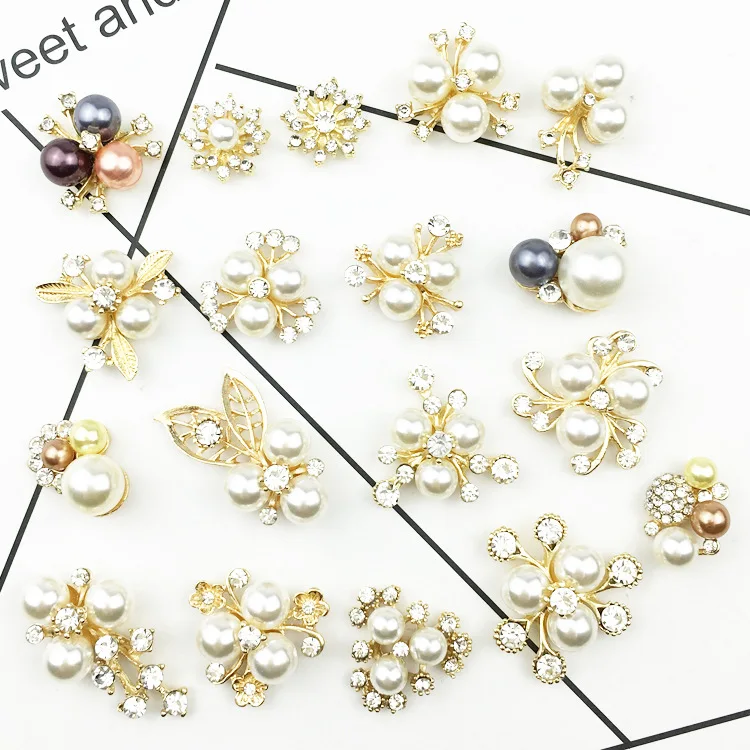 10pcs lot Korean rhinestone pearl gold flower charms, bling hair highlighting DIY alloy disk hand buckle jewelry bag accessories
10pcs lot Korean rhinestone pearl gold flower charms, bling hair highlighting DIY alloy disk hand buckle jewelry bag accessories