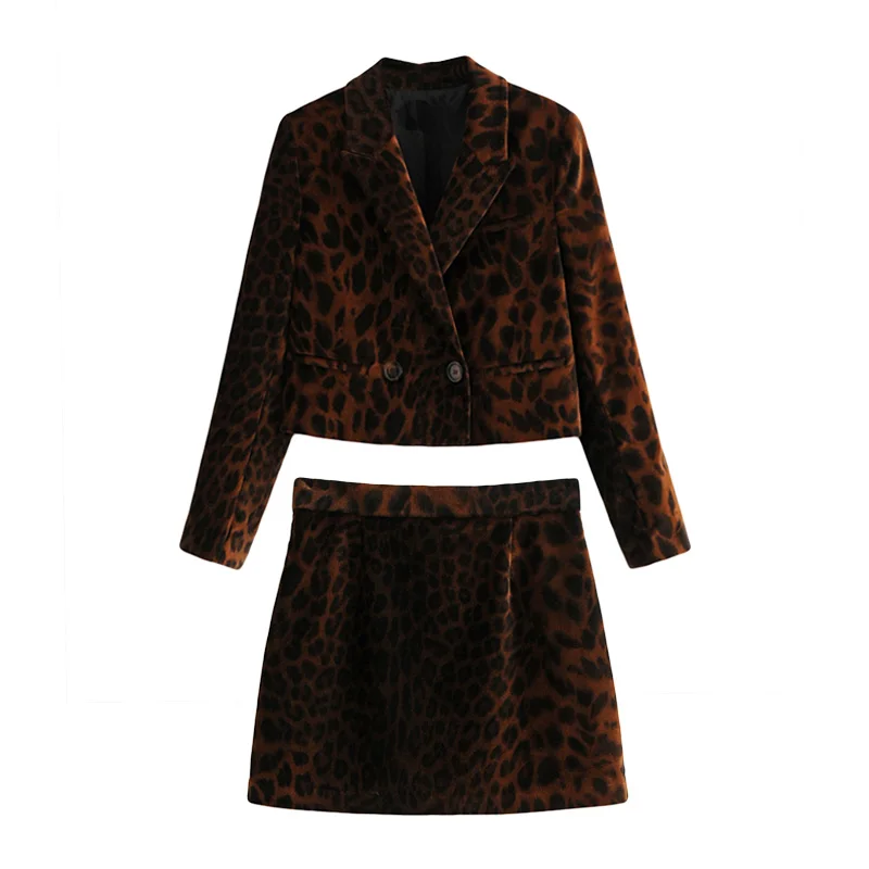 Set women's retro elegant fashion velvet suit jacket high waist skirt two-piece 2019 spring and autumn new temperament women's
Set women's retro elegant fashion velvet suit jacket high waist skirt two-piece 2019 spring and autumn new temperament women's
